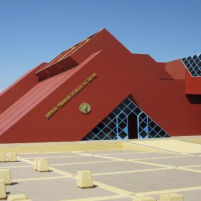 VENTA DE CASONA EN CALLE MIGUEL GRAU - LAMBAYEQUE